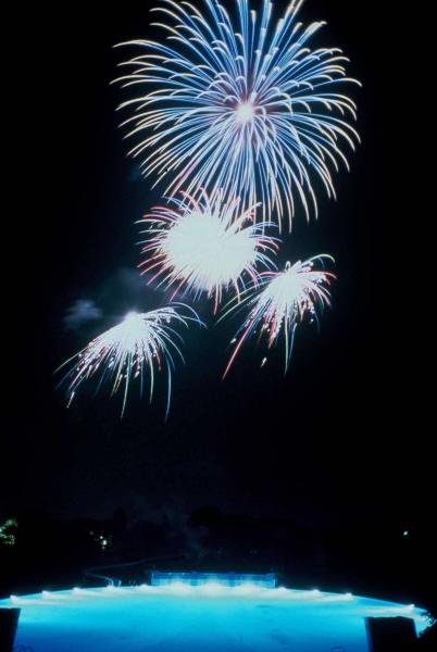 BONNE FTE DU 14 JUILLET A TOUS ET TOUTES