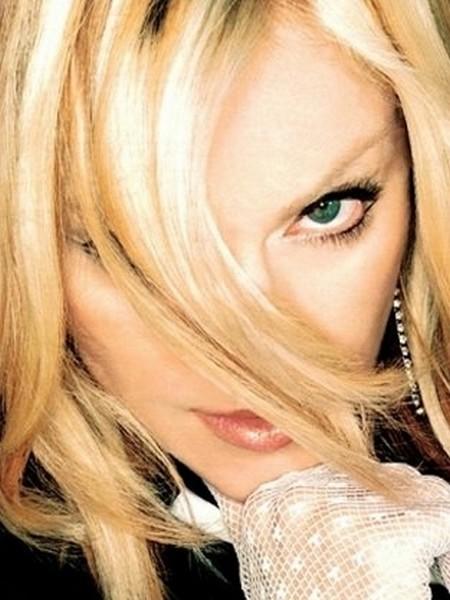 BON MARDI A TOUS ET TOUTES KISS CARO